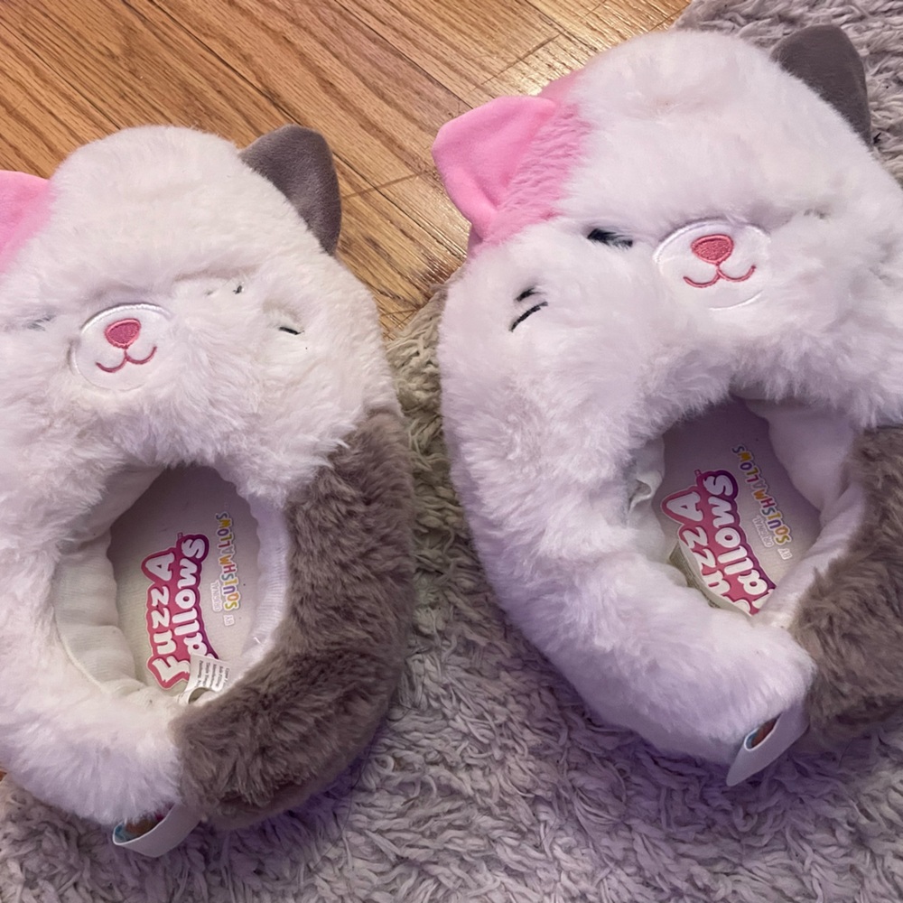 Cute cat slippers - Picture 2 of 2